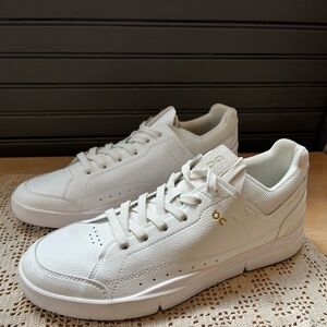 On Cloud The Roger Centre Court Individually Numbered 132/1000 Shoes Size 9.5 W